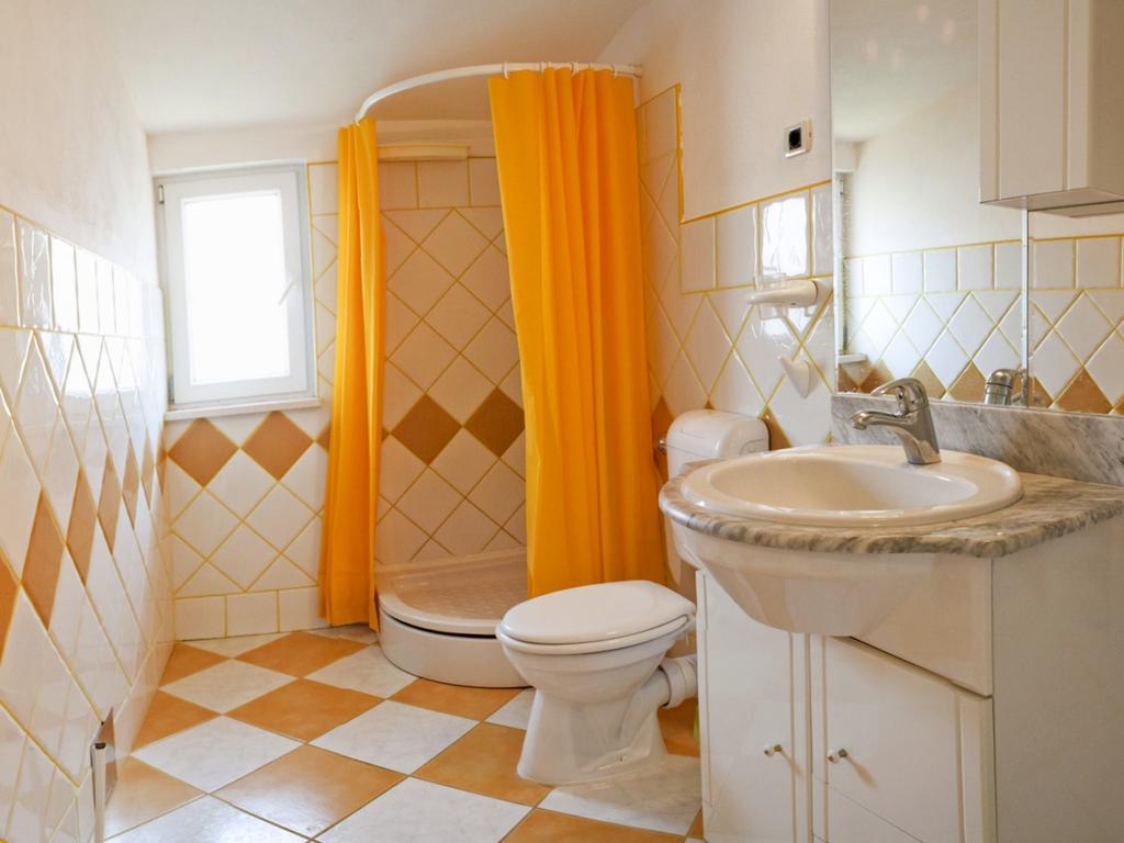 Apartments Villa Annika スラティネ 部屋 写真