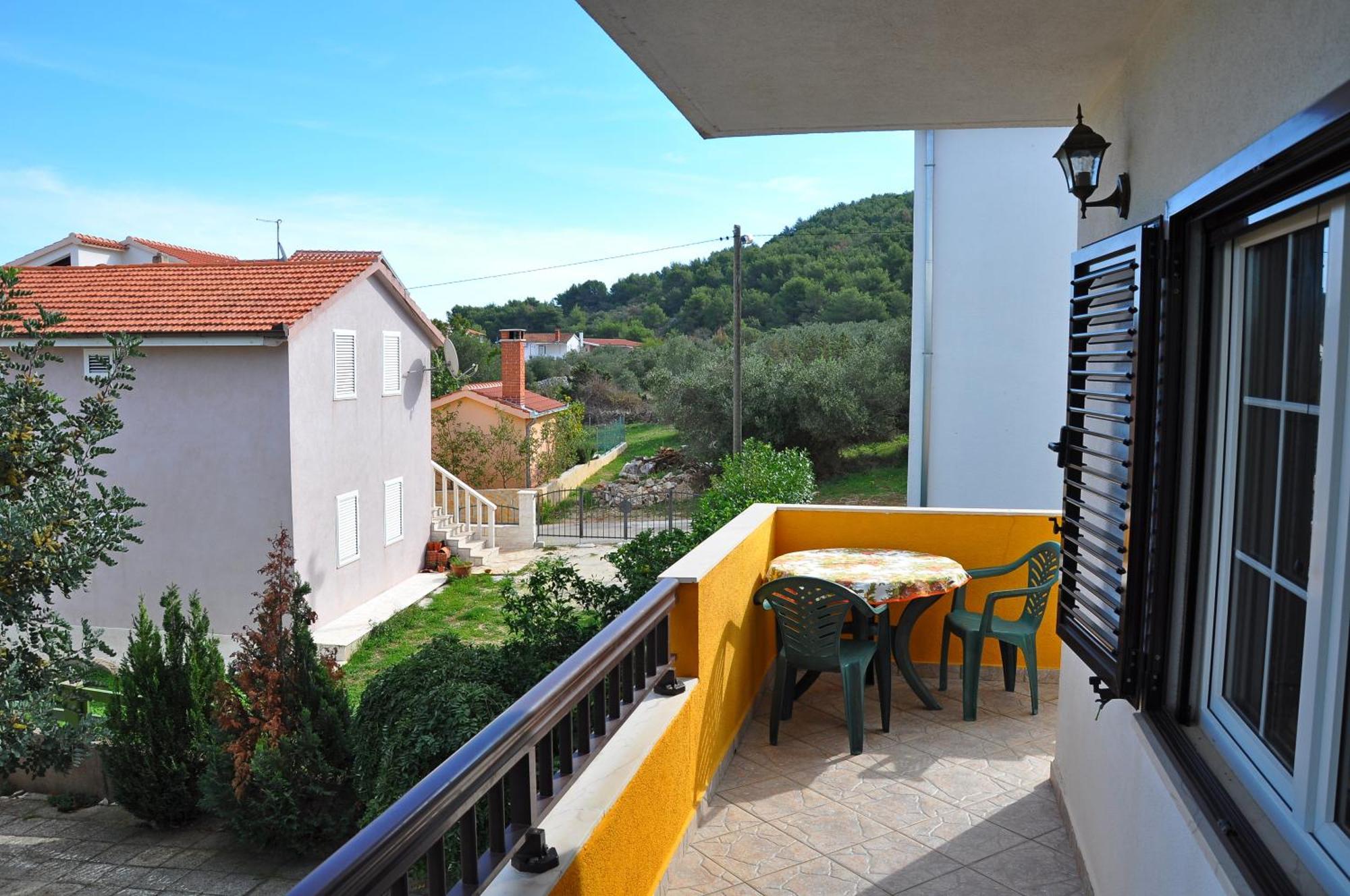 Apartments Villa Annika スラティネ エクステリア 写真
